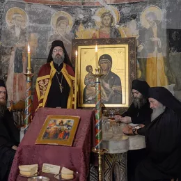 Новоизабрани Епископ моравички г. Тихон у Хиландару за Спасовдан