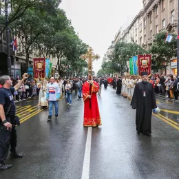 Десетине хиљада Београђана у Спасовданској литији