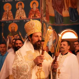 Епископ диоклијски Пајсије богослужио у Војном Селу код Плава