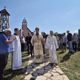 Прослављено Пребражење Господње, слава храма на Жабљаку