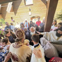 Митрополит Методије богослужио у манастиру Златеш