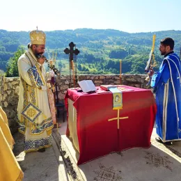 Прослављен Свети великомученик Пантелејмон, слава манастира Самограда