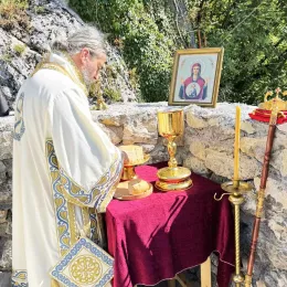 Прослављен Свети великомученик Пантелејмон, слава манастира Самограда