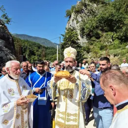 Прослављен Свети великомученик Пантелејмон, слава манастира Самограда