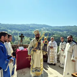 Прослављен Свети великомученик Пантелејмон, слава манастира Самограда