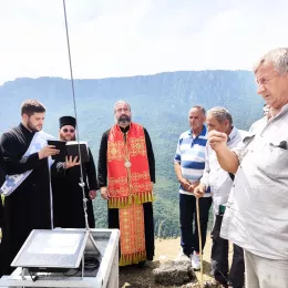 Освештан крст на Соко граду на Шћепан Пољу