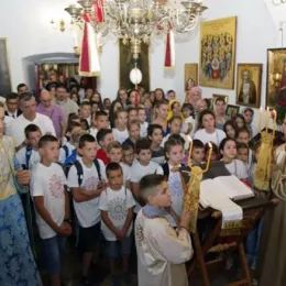 Светом архијерејском литургијом почео деветнаести Православни дјечији сабор