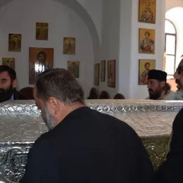Мошти Светог Арсенија се вратиле у манастир Ждребаоник