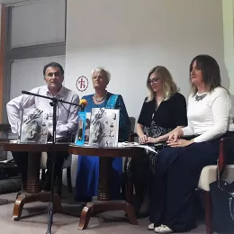 Промоција књиге „Небеске хероине света“ одржана у Никшићу