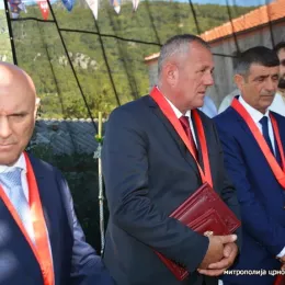 Патријарх Иринеј у Грбљу: Не напуштајте своја огњишта! (видео)