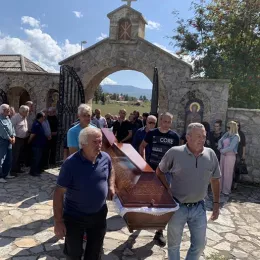 Владика Јоаникије: Породица Шутаковић су Христолике жртве