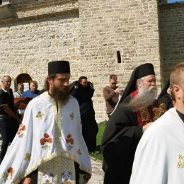 Владика Јоаникије: Породица Шутаковић су Христолике жртве