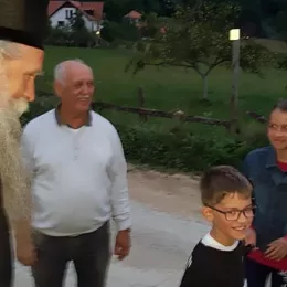 Владика Јоаникије обишао радове на изградњи храма Светог Јована Владимира