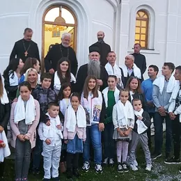 Саборно крштење у Сутивану