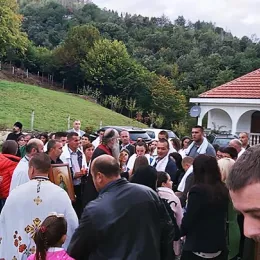 Саборно крштење у Сутивану