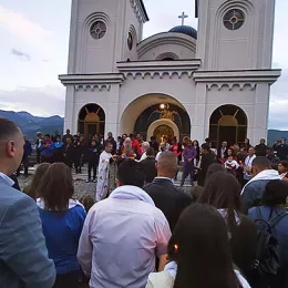 Саборно крштење у Сутивану