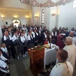 Саборно крштење у Сутивану