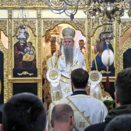 Митрополит Јоаникије свечано устоличен у трон Светог Петра Цетињског