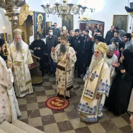 Митрополит Јоаникије свечано устоличен у трон Светог Петра Цетињског