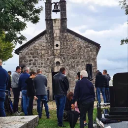 Поводом годишњице упокојења протојереја-ставрофора Радојице Божовића служен парастос