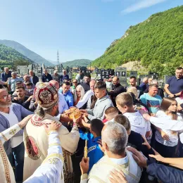 Епископ Методије богослужио у Ријеци Марсенића код Берана