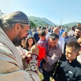 Епископ Методије богослужио у Ријеци Марсенића код Берана