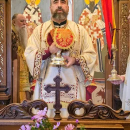 Митрополити Јоаникије и Методије освештали храм Светих Сергија и Вакха у Ђулићима код Андријевице