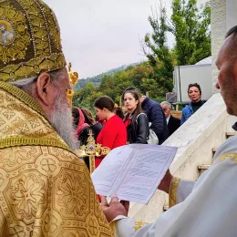 Митрополити Јоаникије и Методије освештали храм Светих Сергија и Вакха у Ђулићима код Андријевице