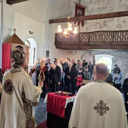 Света Архијерејска Литургија у Гусињу