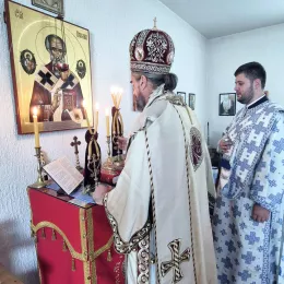 Митрополит Методије служио Литургију у манастиру Подврх