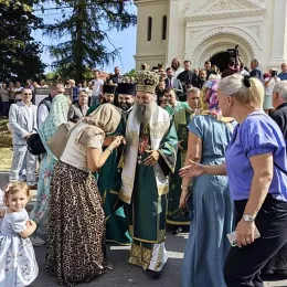 Патријарх Порфирије освештао обновљену Саборну цркву у Пакрацу