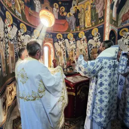 Архијерејска Литургија и слава манастира Косијерево