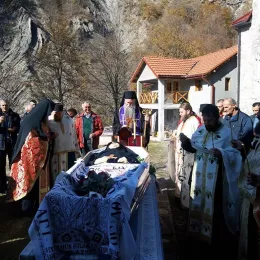 Опијело новопрестављеној монахињи Анастасији