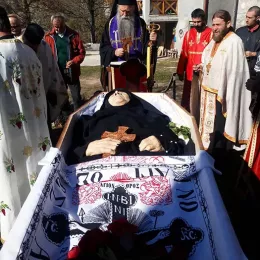 Опијело новопрестављеној монахињи Анастасији