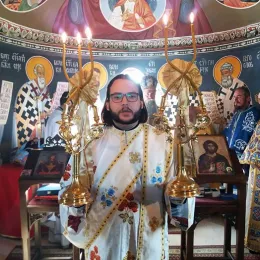 Литургија и парастос у манастиру Косијерево