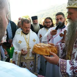 Владика Јоаникије на празник Зачећа Светог Јована Крститеља рукоположио новог ђакона