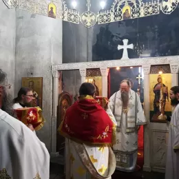 Света Архијерејска Литургија у Ђурђевим Ступовима