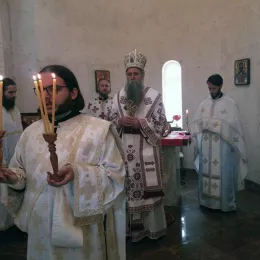 Литургијско сабрање у храму Светог Саве у Дапсићима