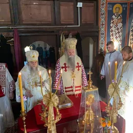 Епископ рибински Г. Венијамин служио у манастиру Косијерево