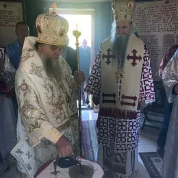 Епископ рибински Г. Венијамин служио у манастиру Косијерево