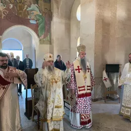 Епископ рибински Г. Венијамин служио у манастиру Косијерево