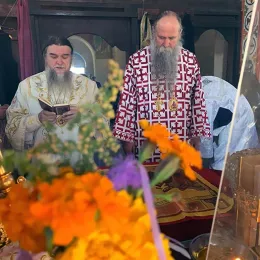 Епископ рибински Г. Венијамин служио у манастиру Косијерево