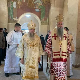 Епископ рибински Г. Венијамин служио у манастиру Косијерево