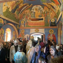 Освећење живописа у храму Благовијести у мојковачким Пољима