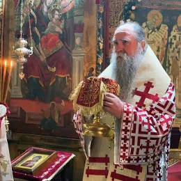 Прослављен новојављени Свети и богоносни Отац наш Пајсије Патријарх Пећки