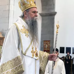 Владика Јоаникије богослужио у Саборној цркви у Никшићу