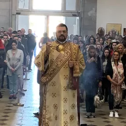 Владика Јоаникије богослужио у Саборној цркви у Никшићу