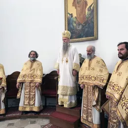 Владика Јоаникије богослужио у Саборној цркви у Никшићу