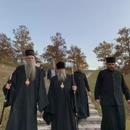 Преосвећени Епископ рибински Г. Венијамин посјетио светиње Епархије будимљанско-никшићке