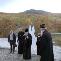 Преосвећени Епископ рибински Г. Венијамин посјетио светиње Епархије будимљанско-никшићке